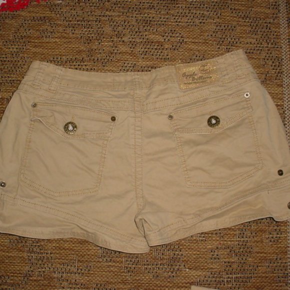 APPLE BOTTOM Gold Sequins Logo Beige Shorts 13/14 - Picture 2 of 2